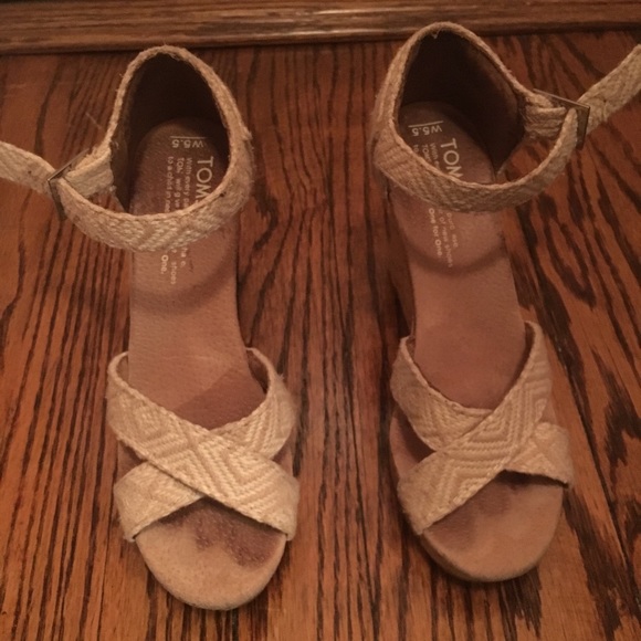 Toms wedge Sandals - Picture 1 of 5